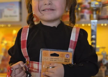 AFYON HANÖNÜ ANAHTAR-ÇİLİNGİR KİMDİR!